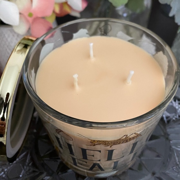 🆕🍁 KOHL’S CELEBRATE TOGETHER “FALLING LEAVES” 3-WICK SCENTED CANDLE. BRAND NEW - Picture 3 of 6